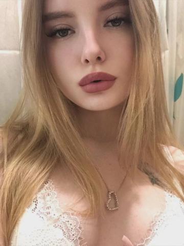 Моника фото 3