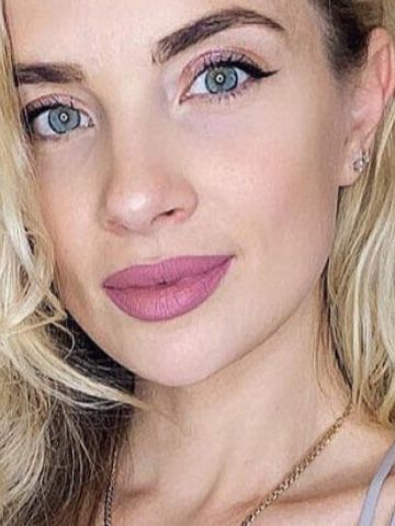 Ксения Верная Подружка