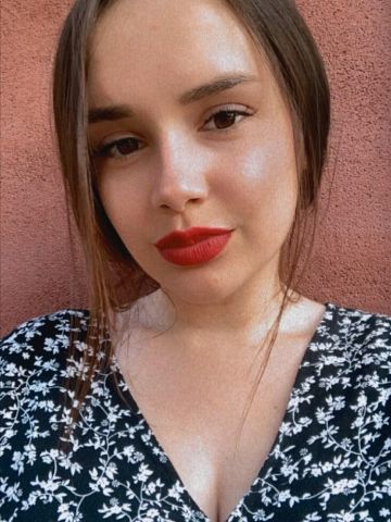 Нина Медовая